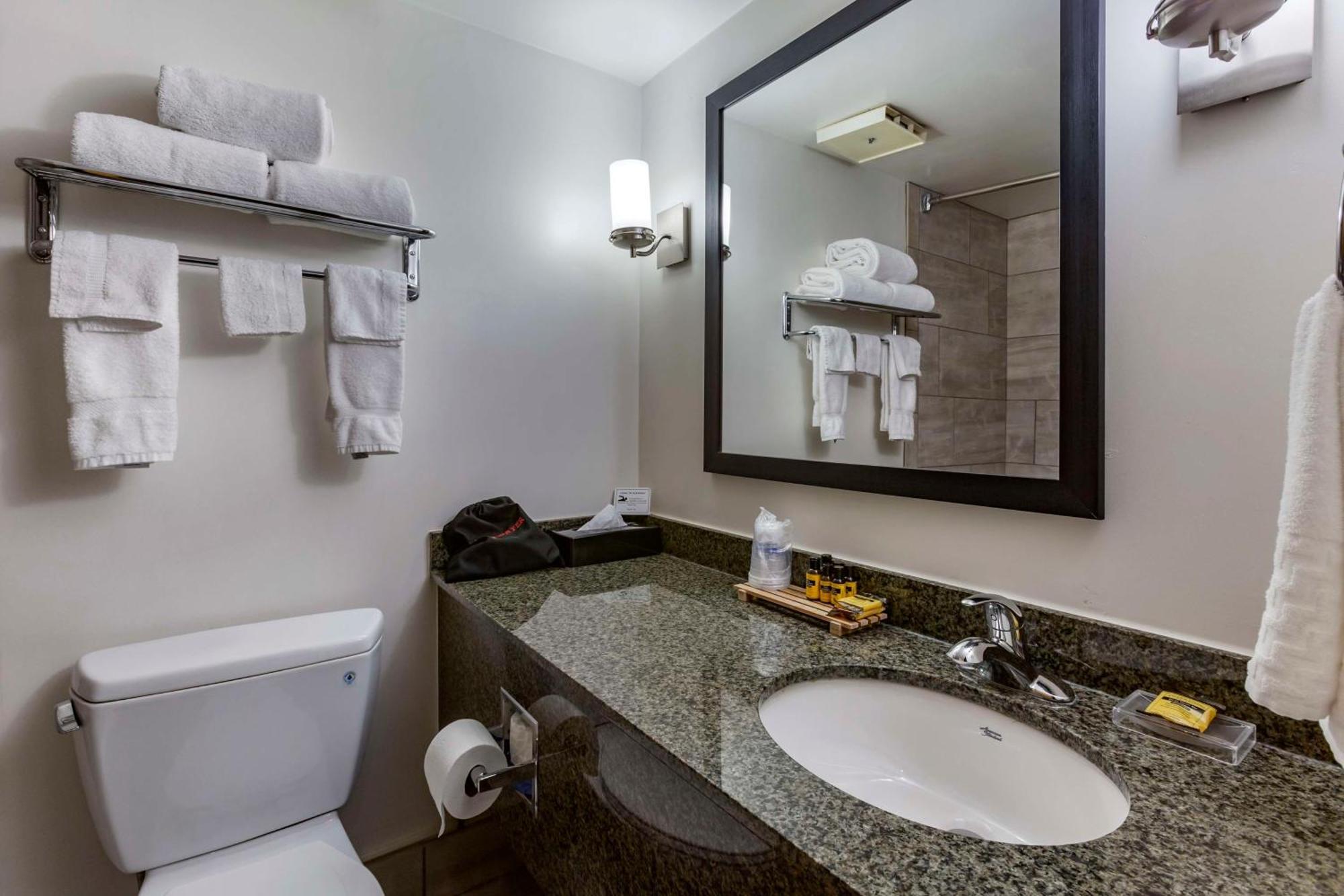 Best Western Plus Scottsdale Thunderbird Suites Exterior photo